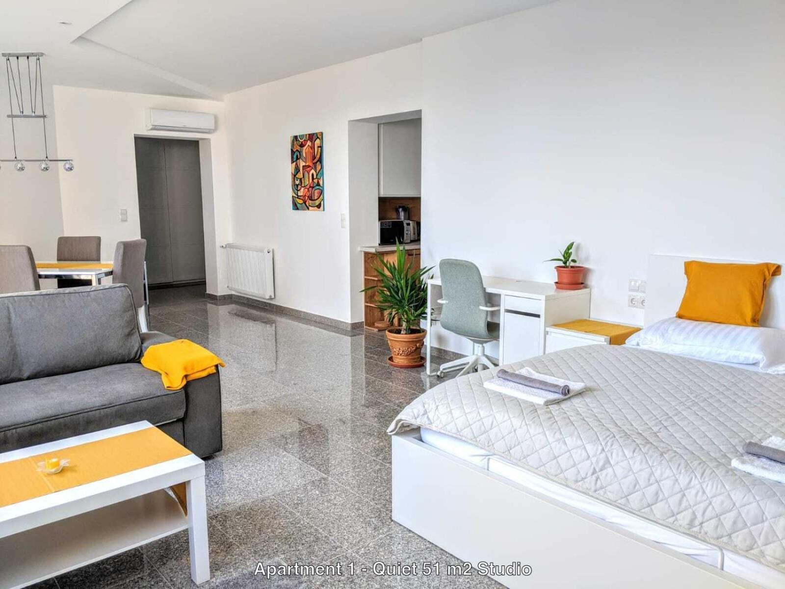 Clearvuehome Apartments Bratislava Slavin Exterior photo